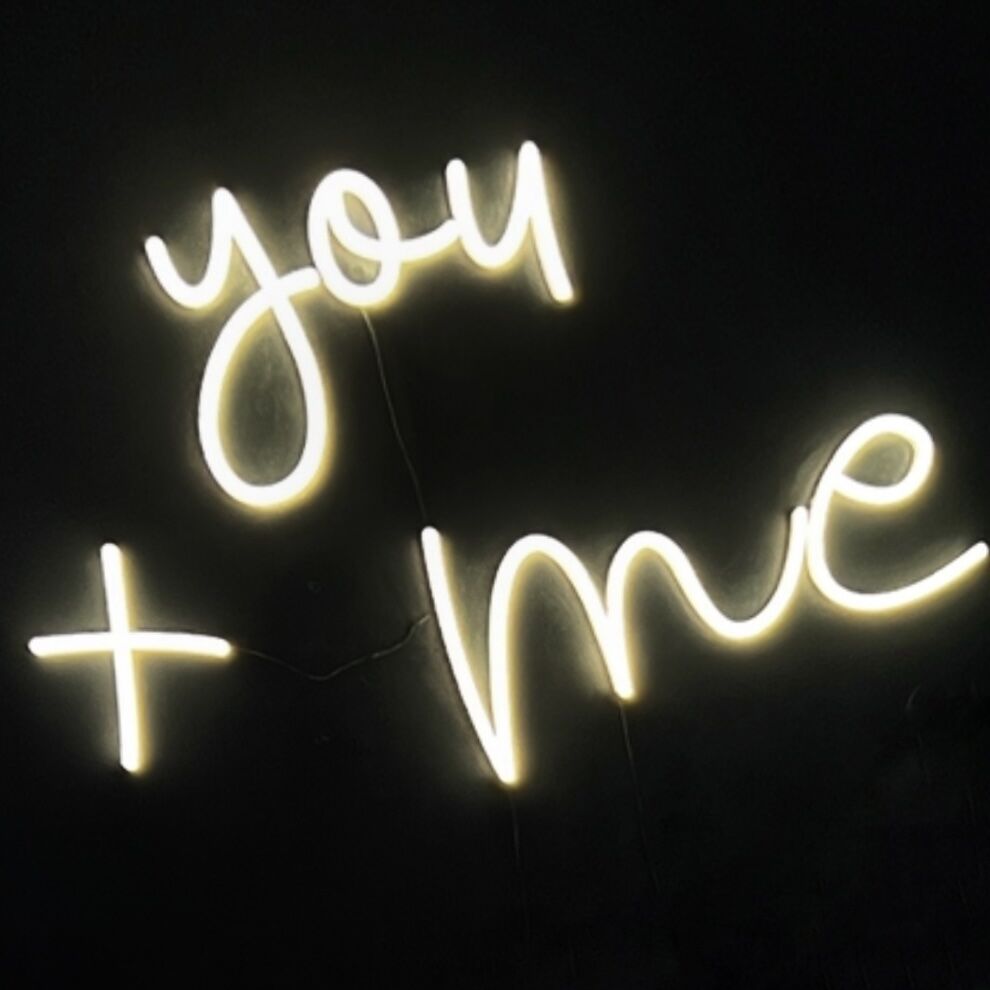 neon sign rental, wedding rental in milwaukee, neon sign for wedding