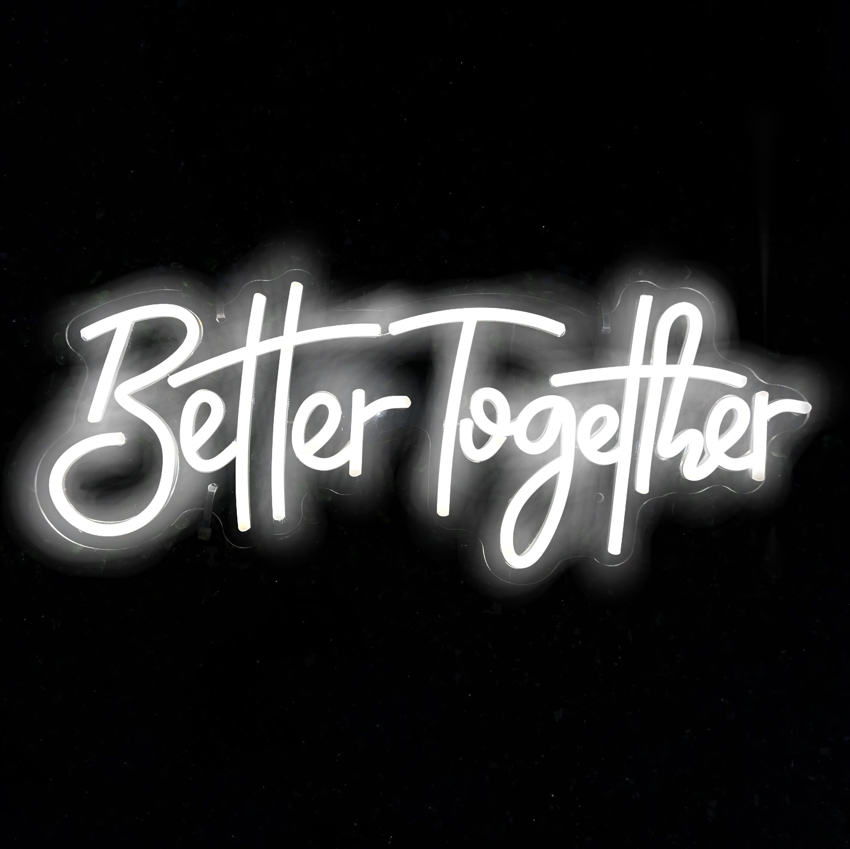 neon sign rental, wedding rental in milwaukee, neon sign for wedding